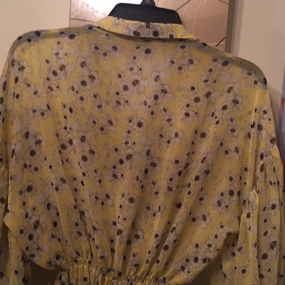 Zara Basic Tee - image 6